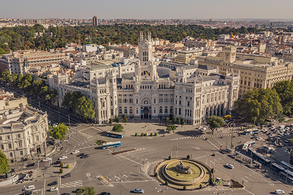 Ayuntamiento de Madrid y Plaza de Cibeles