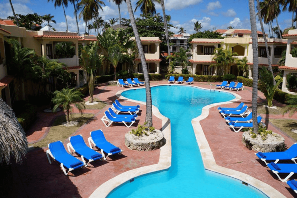 Piscina Hotel WHALA BAVARO 3, En PUNT CANA